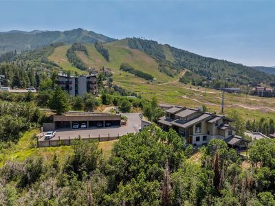 2290 Storm Meadows Drive UNIT 6