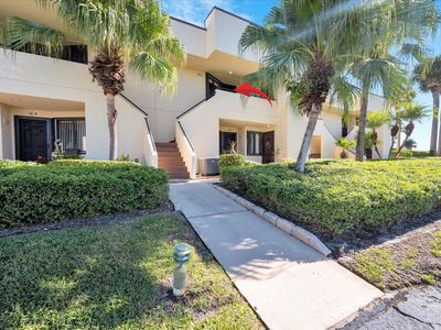 6981 SE Constitution Boulevard #203