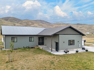3678 W Old Highway 91