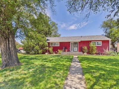 Property at 1007 S 2nd St, Stratford, TX