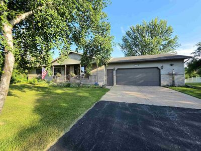 813 W Veterans Street