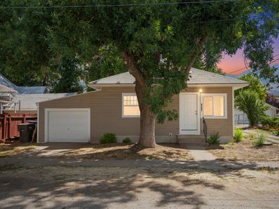 1614 Ogden Ave
