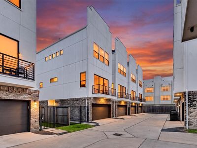 5707 Larkin St #B