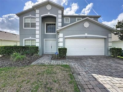 822 Balmoral Dr