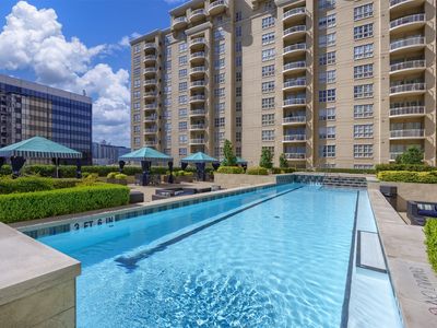 3225 Turtle Creek Blvd APT 226