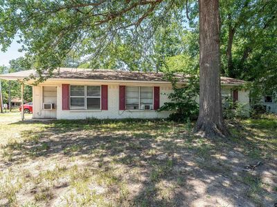 Property at 500 W Myrtle St, Winnsboro, TX