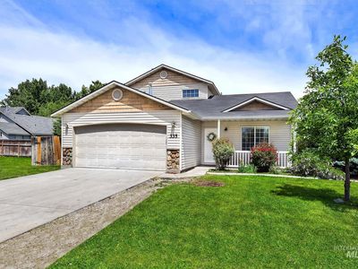 335 N Coppertree Dr