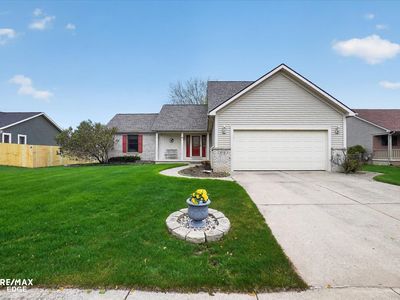 819 Village Dr
