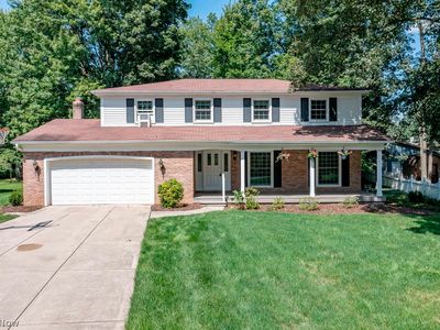Property at 16953 Deerfield Dr, Strongsville, OH