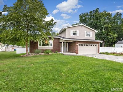 202 Willow Dr