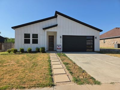 Property at 2604 Flora Ln, Denison, TX
