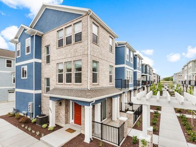 1807 W Dalmeny Way UNIT 68