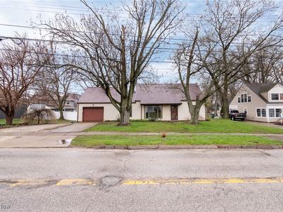2079 Bailey Rd