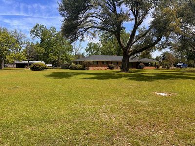 121 Shady Ln