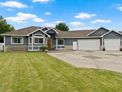 Property at 17110 E Daybreak Ln, Greenacres, WA