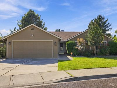 1905 W 24th Ave