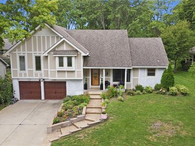 Property at 12823 W 82nd St, Lenexa, KS