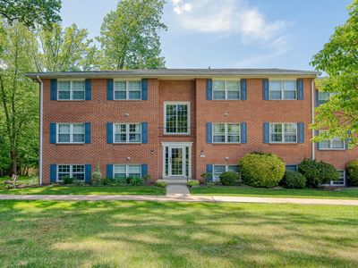 201 Crocker Dr APT D