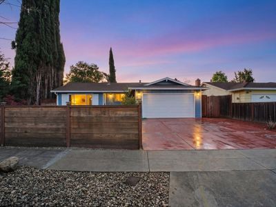 1563 Clarita Ave