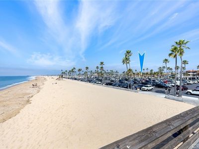 600 E Oceanfront APT 1D