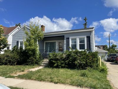 33 5th St