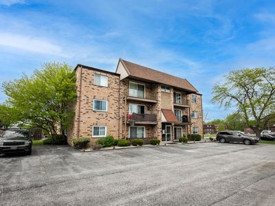 7109 Laverne Ln APT 1A