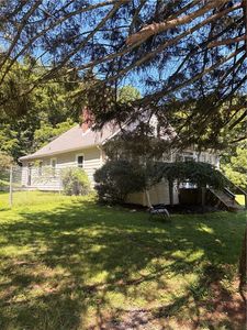 144 Calvert Ln