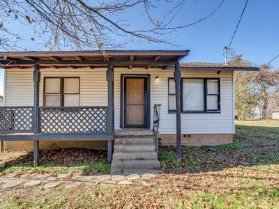 2805 N Shadynook Way