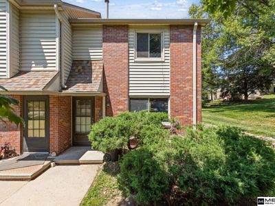 Property at 7616 Woolworth Ave, Omaha, NE