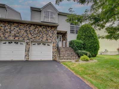29 Hummingbird Court
