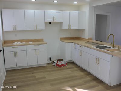 6024 TERRY PARKER Drive S