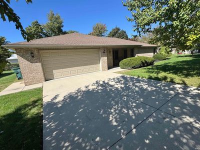 903 N Bittersweet Ln