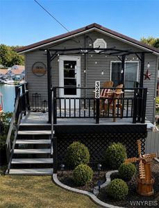 328 Lakeview Blvd