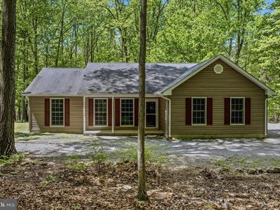 196 Flagstone Ln