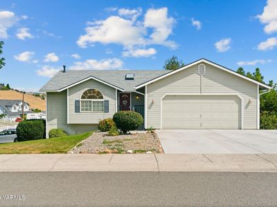 815 S 4th Street Loop