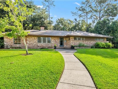 312 E Indian Creek Dr