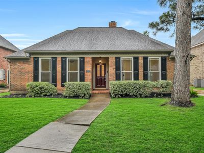 2105 Winged Foot Dr