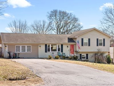 115 Mark Dr
