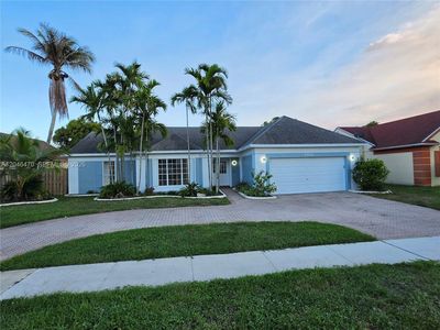 Property at 9300 Dunhill Dr, Miramar, FL