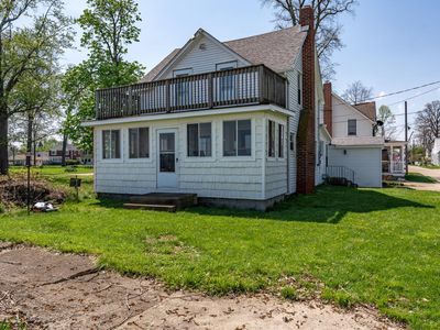 16 Oakwood Ave