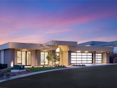 677 Overlook Rim Dr