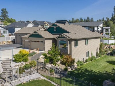 2818 S Sonora Dr
