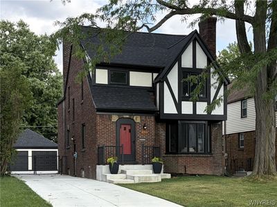223 Louvaine Dr