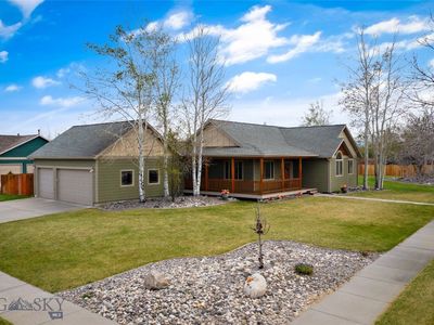 16 Harvester Ln