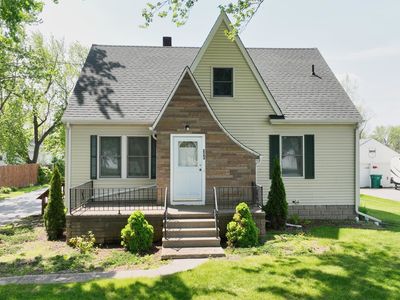 2562 Midland Rd