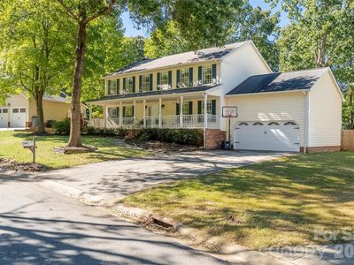 2620 Willowdale Ln