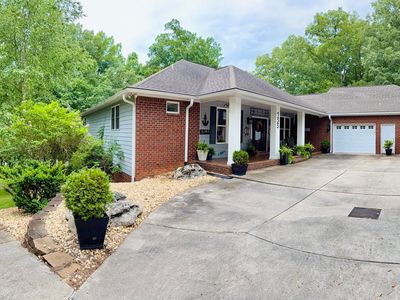 133 Cove Point Rd