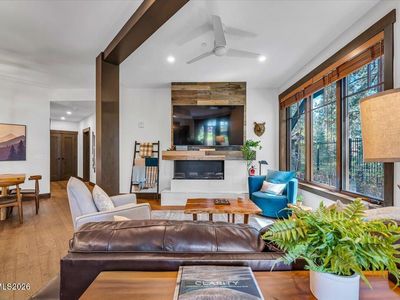 25 Beach Club Dr Unit 303