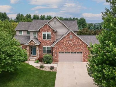 Property at 69 Brookstone Cir, Bloomington, IL