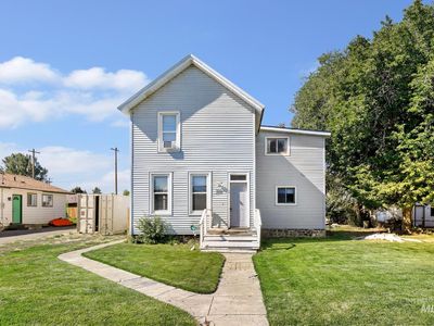 108 E C St